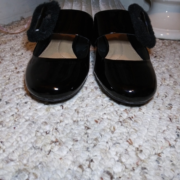 NWT UGG Hayden Blk Patent/Fur Mary Jane Pump Mules - Picture 6 of 11